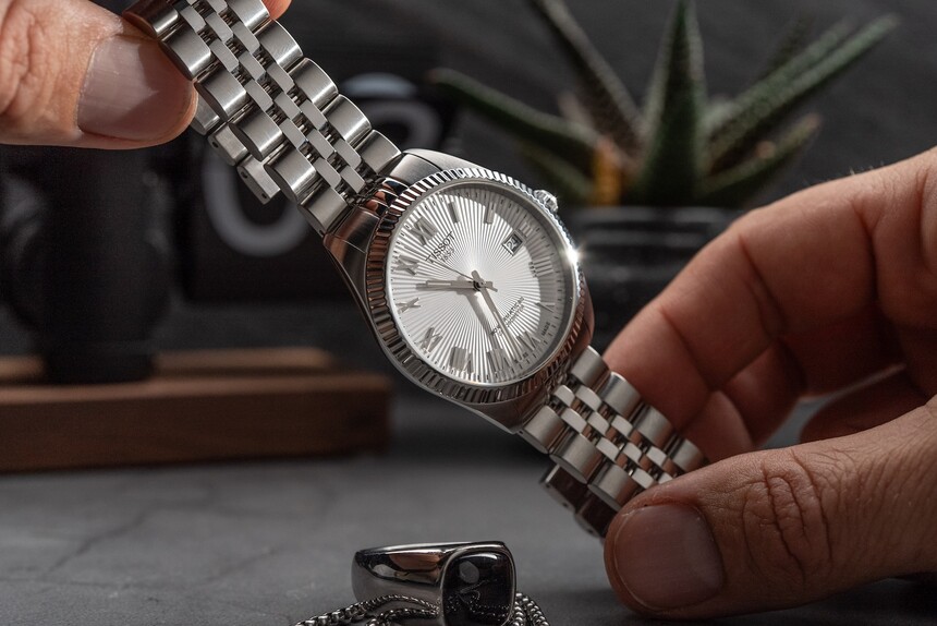 Петредна Jubilee верижка на Tissot Ballade Automatic. Източник: www.timeandtidewatches.com