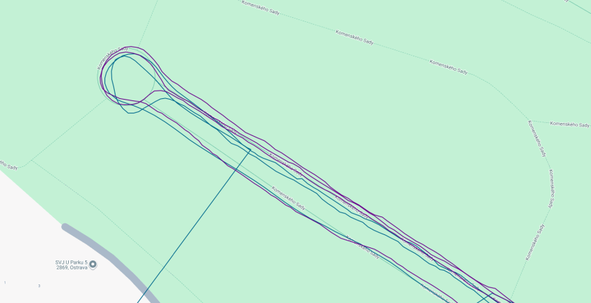 Синьо – Amazfit Active Max, лилаво – Garmin Tactix 7 PRO