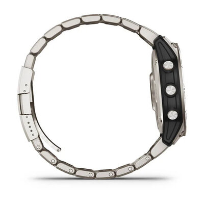 Garmin D2 Mach 1, Vented Titanium Bracelet (+ резервна каишка)