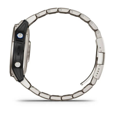 Garmin D2 Mach 1, Vented Titanium Bracelet (+ резервна каишка)