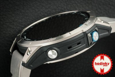Garmin D2 Mach 1, Vented Titanium Bracelet (+ резервна каишка)