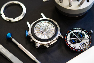 Edox Chronorally Chronograph 38001-tinnbu-bn BMW Limited Edition 2000pcs (+ резервна каишка)
