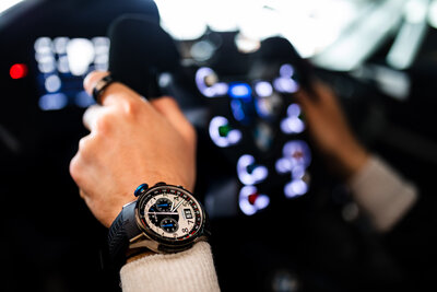 Edox Chronorally Chronograph 38001-tinnbu-bn BMW Limited Edition 2000pcs (+ резервна каишка)