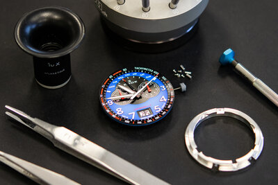Edox Chronorally Quartz Chronograph 38001 TINR BUDN BMW Limited Edition 2000pcs (+ резервна каишка)