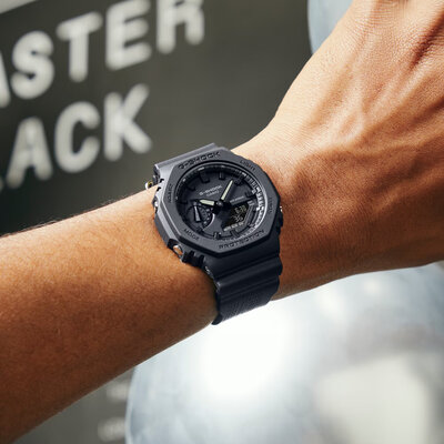 Casio G-Shock Original GA-2140RE-1AER 40th Anniversary REMASTER BLACK