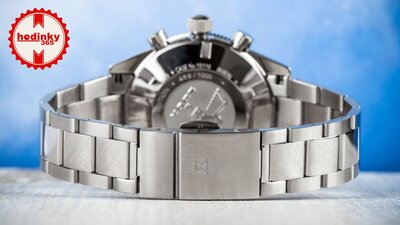 Edox SkyDiver Chronograph Quartz 10116-3-buidn Limited Edition 1000pcs ( + резервна каишка )