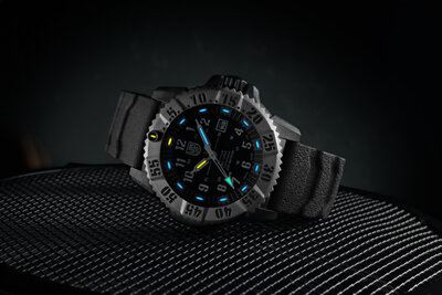 Luminox Mil Spec Inspired XL.3351.1.SET (+ резервна каишка)