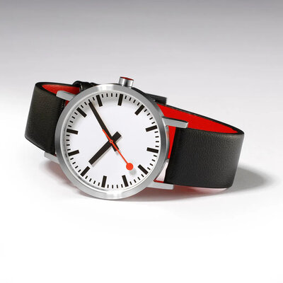 Mondaine Classic Quartz A660.30360.16OMV