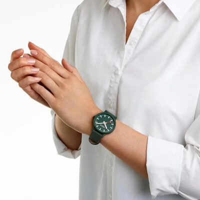 Mondaine Essence Quartz MS1.41160.LF