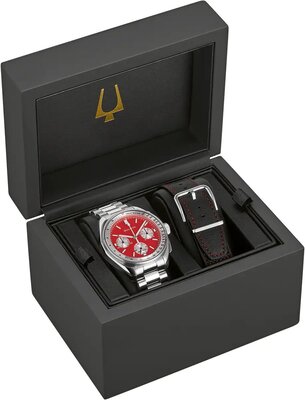 Bulova Lunar Pilot Quartz Chronograph 96K115 (+ резервна каишка)