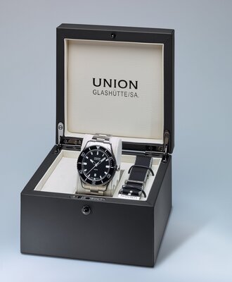 Union Glashütte Belisar Date Sport D009.907.11.057.00 (+ резервна каишка)