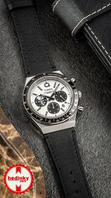 Timex Q Timex Reissue x Peanuts Snoopy Quartz Chronograph TW2W68900UK