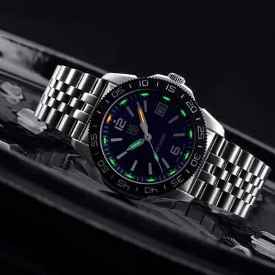 Luminox Sea XS.3123M.SET.1 Pacific Diver (+ резервна каишка)