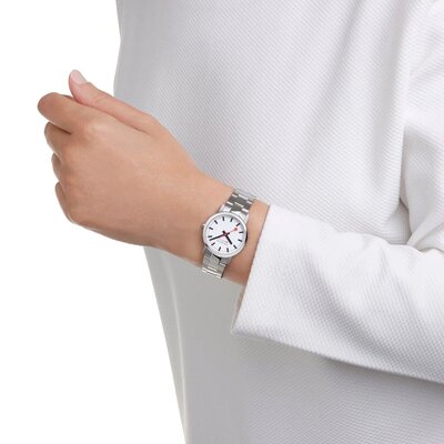 Mondaine Classic Quartz A658.30323.11SBJ