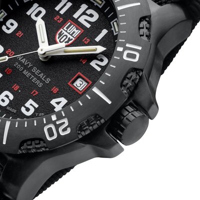 Luminox Navy Seal 4230 Series XS.4231.SET (+ резервна каишка)