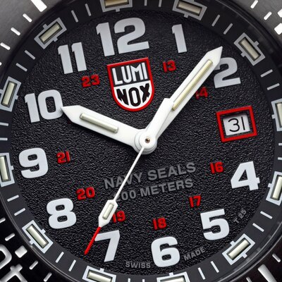 Luminox Navy Seal 4230 Series XS.4231.SET (+ резервна каишка)