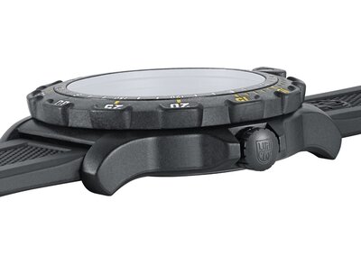 Luminox Navy Seal XL.8825.H.SET.1 (+ резервна каишка)