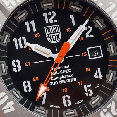 Luminox Mil Spec XL.3359.SET (+ резервна каишка)