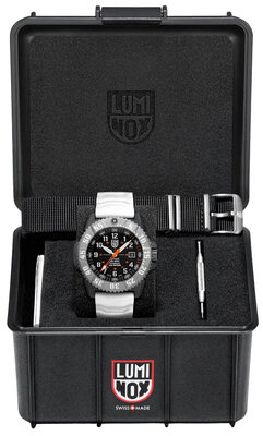 Luminox Mil Spec XL.3359.SET (+ резервна каишка)