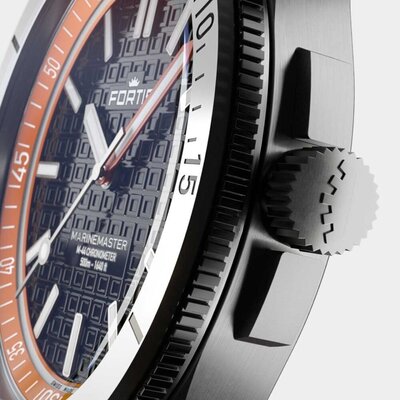 Fortis Marinemaster M-44 Automatic COSC Chronometer F8120013