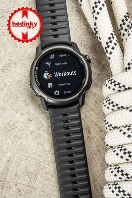 Coros Apex 4 46mm Black / Silicone band