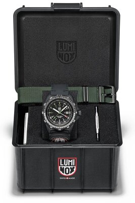 Luminox Land Recon Nav Spec XL.8837.SET (+ резервна каишка)