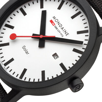 Mondaine Essence Quartz Solar MS1.41910.LB