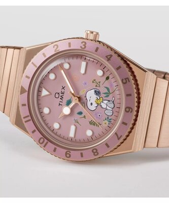 Timex Q Reissue x Peanuts TW2W83800UK