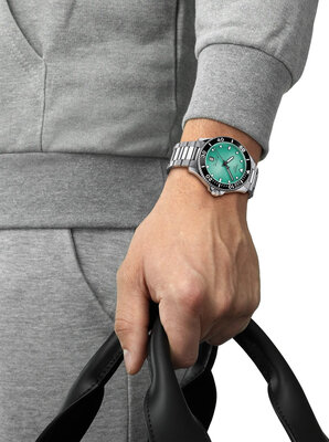 Tissot Seastar 1000 Quartz T120.410.11.091.00