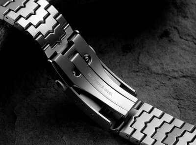 Prim Orlík 42 Meteorit Manufacture Automatic 95-112-557-00-1 Limited Edition 50pcs "Temný vesmír"