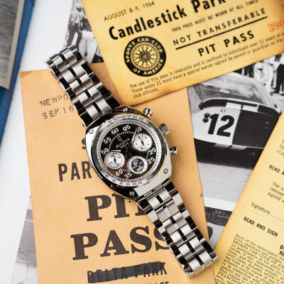 Bulova Archive Series "Shelby" Racer Chronograph Quartz 96K118 Limited Edition 9999pcs (+ резервна каишка)