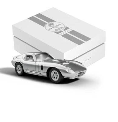 Bulova Archive Series "Shelby" Racer Chronograph Quartz 96K118 Limited Edition 9999pcs (+ резервна каишка)