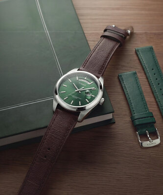 Timex Legacy TWG068800UK (+ резервна каишка)