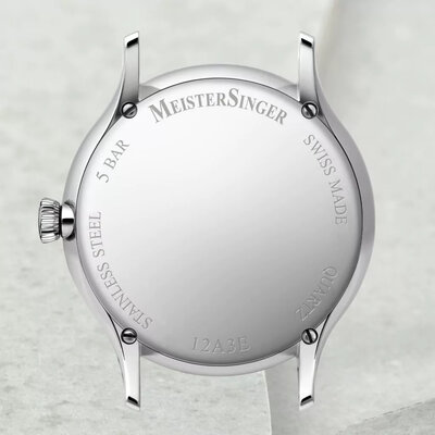 MeisterSinger Yaara Q Sunburst Blue with Gold Quartz YAQ917G